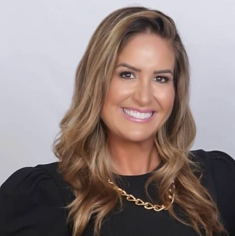 photo of agent, Michelle Malvezzi