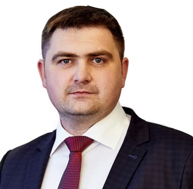 photo of agent, Oleg Naguliak